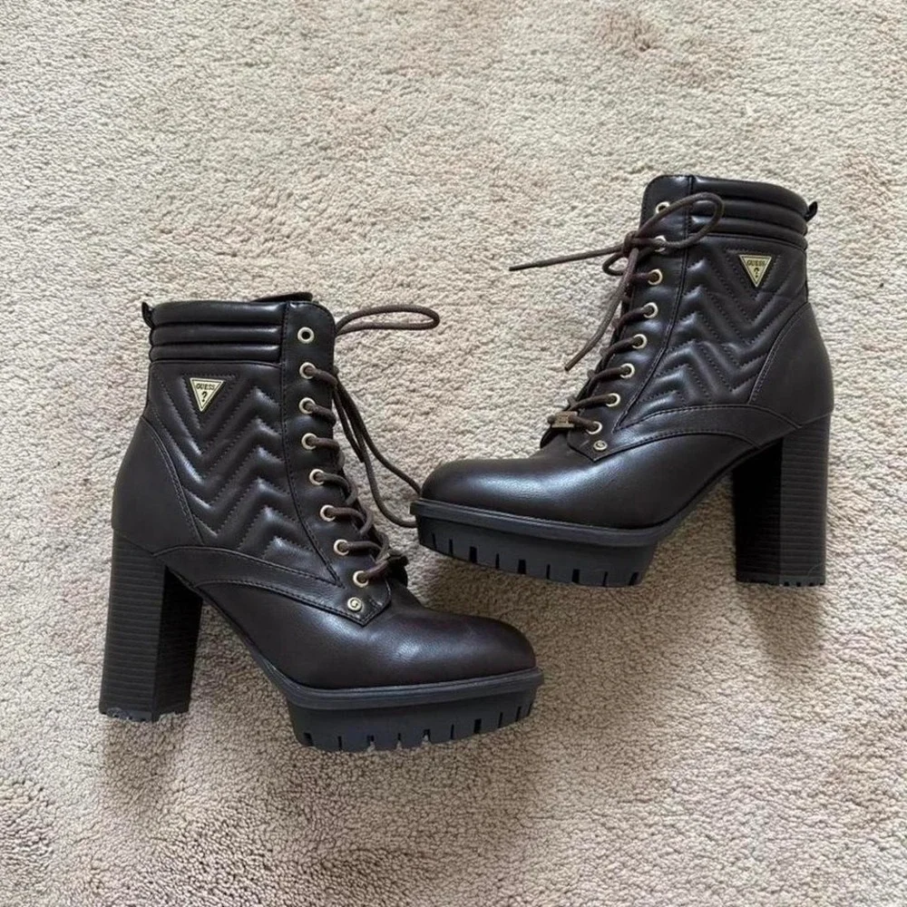 y2k 2000s guess platform lace up ankle boots chunky heel moto grunge